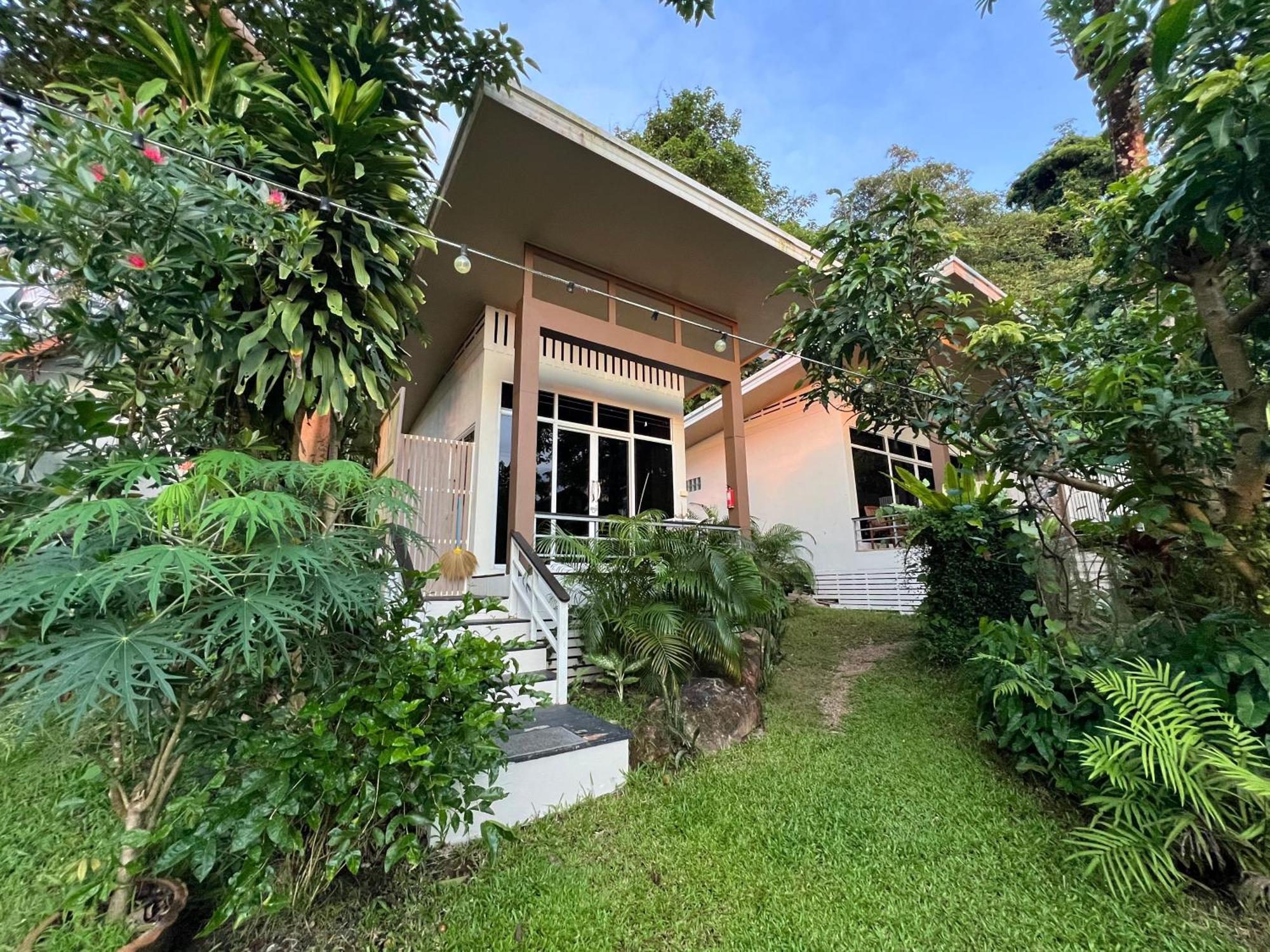 Beach Jungle Hotel Koh Chang Exterior photo